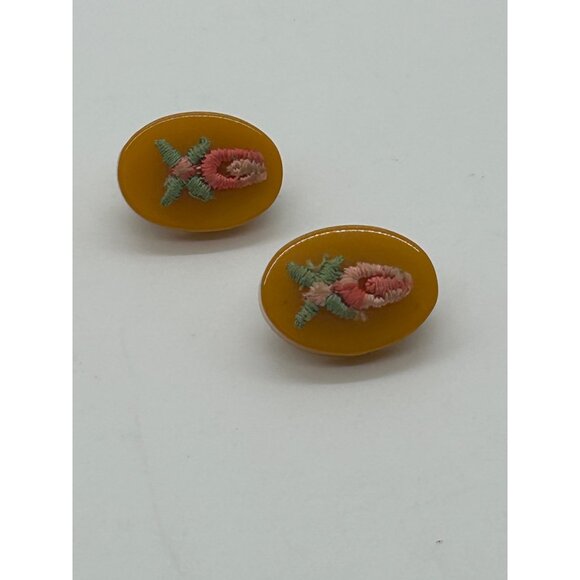 Bakelite Clip-On Earrings Butterscotch Pink & Green Embroidered Floral Vintage - Picture 3 of 16